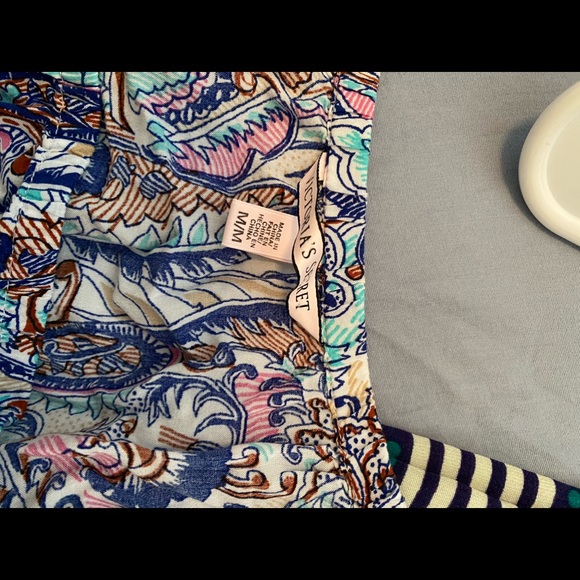 Colorful pattern romper - Picture 2 of 3